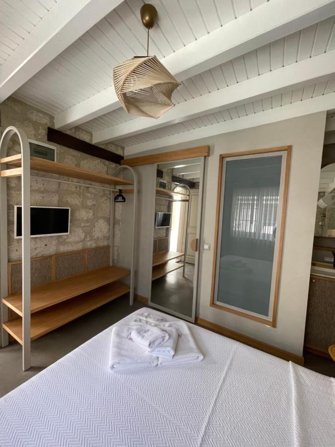 Monk Hotel Alacatı Bagian luar foto